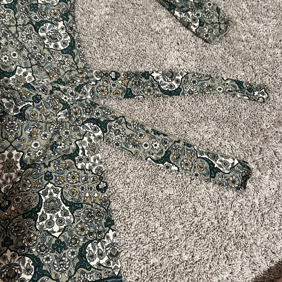 Max Studio Green Pattern Dress - Picture 5 of 6